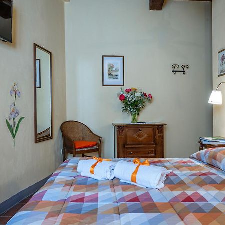 Antica Casa Dei Rassicurati Bed & Breakfast Montecarlo Exterior foto