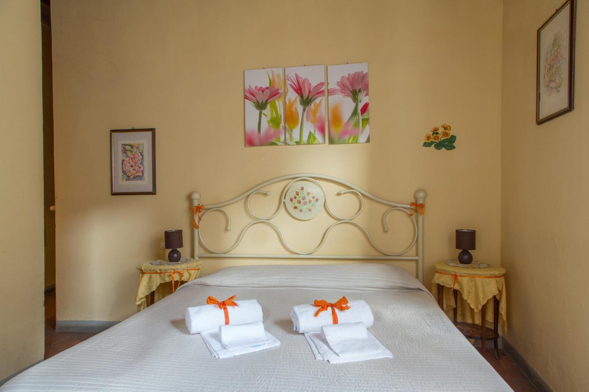 Antica Casa Dei Rassicurati Bed & Breakfast Montecarlo Exterior foto