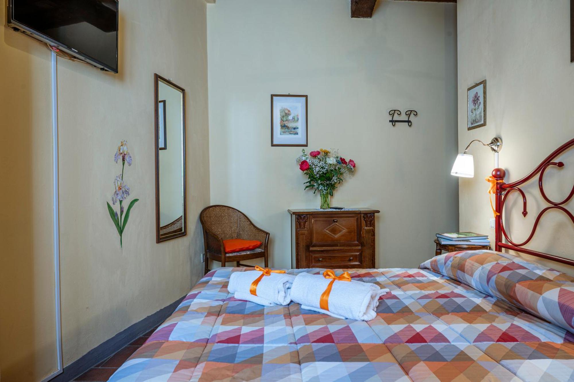 Antica Casa Dei Rassicurati Bed & Breakfast Montecarlo Exterior foto